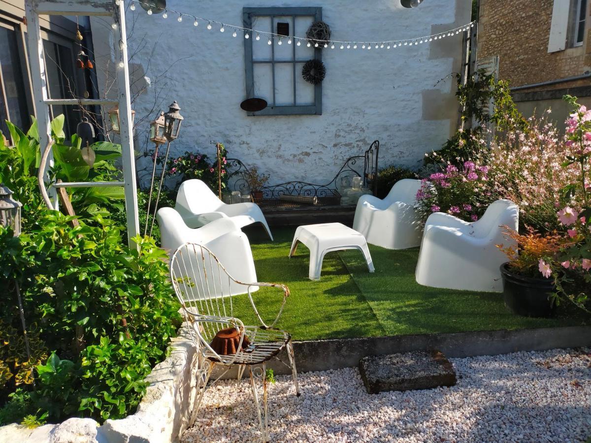 Agreable Chambre Cosy Tonnay-Charente ภายนอก รูปภาพ